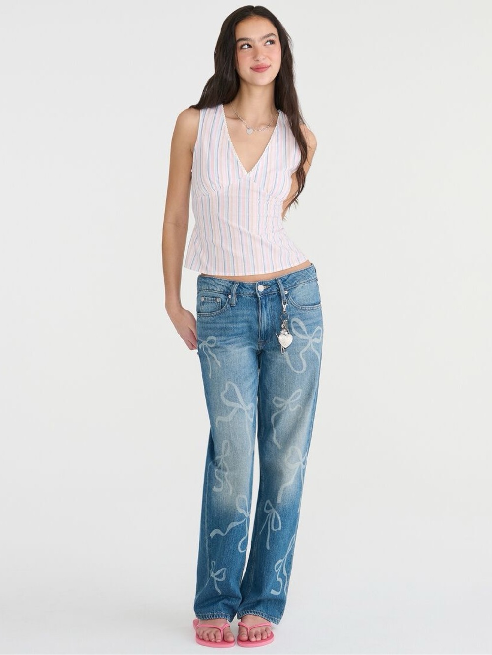Coquette Y2K Dreamy Low Rise Baggy Aero Jeans Size 6 Oversized Styling - Picture 2 of 10